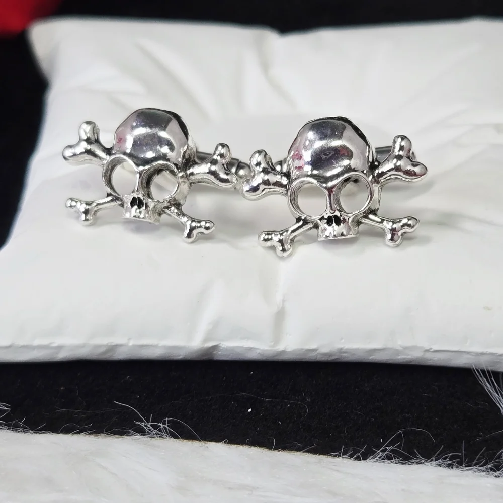 Skull & Crossbones Cufflinks Silver Pirate Gothic Viking French Cuff Formalwear